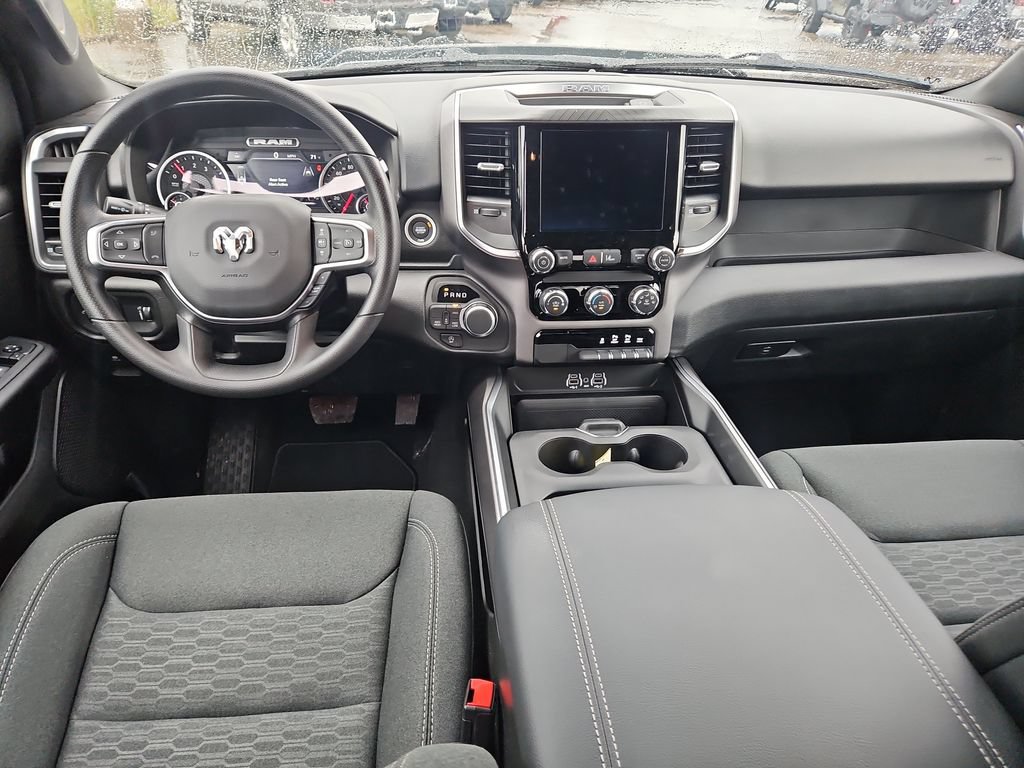 New 2026 RAM 1500 Express AWD/4WD image 7