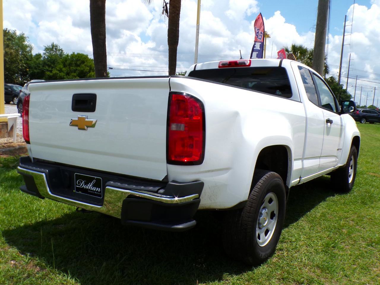 Used 2015 Chevrolet Colorado W/T RWD image 7