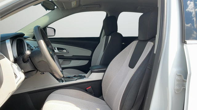 Used 2017 Chevrolet Equinox LS FWD image 19