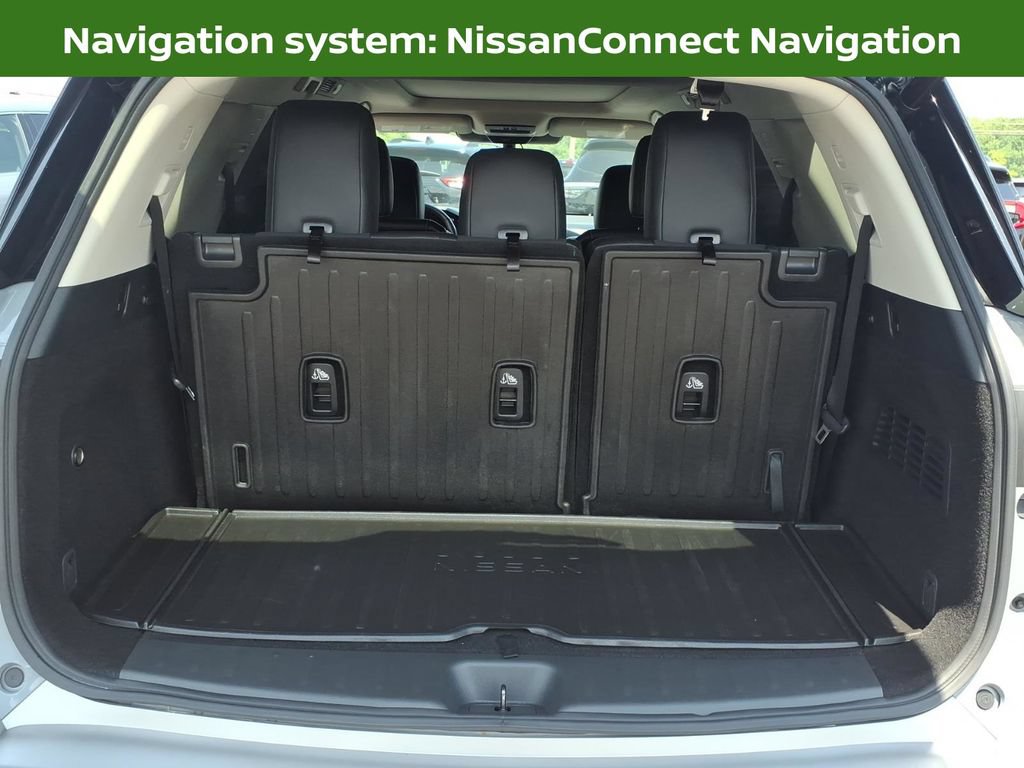Used 2023 Nissan Pathfinder Platinum AWD/4WD image 13