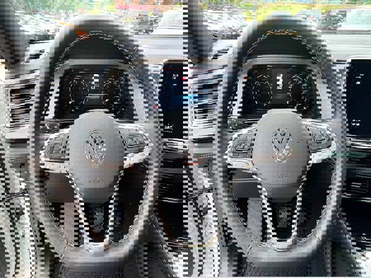 Used 2024 Volkswagen Atlas Cross Sport SE w/ Panoramic Sunroof Package image 11