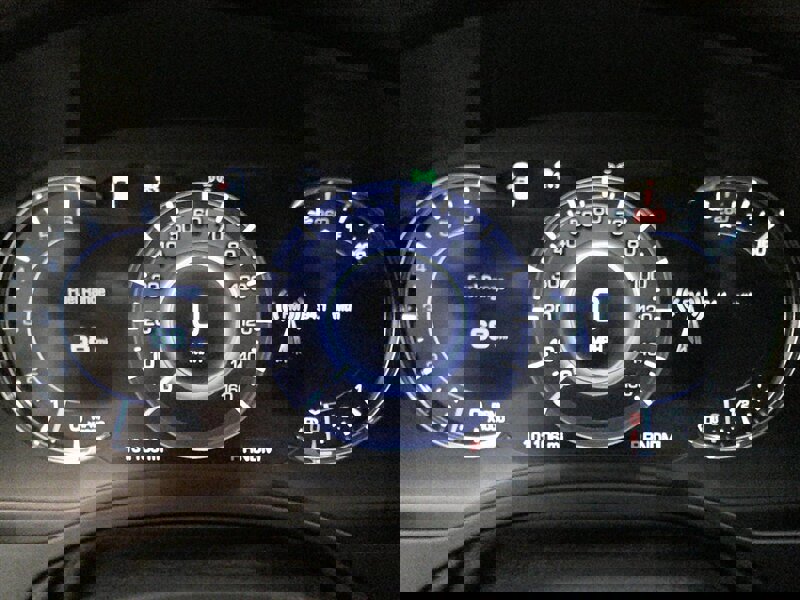 Used 2016 Cadillac Escalade Premium image 16