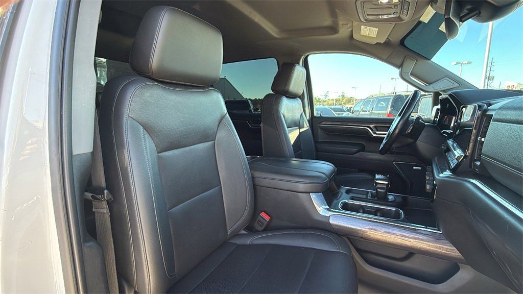 Used 2023 Chevrolet Silverado 1500 LTZ image 34