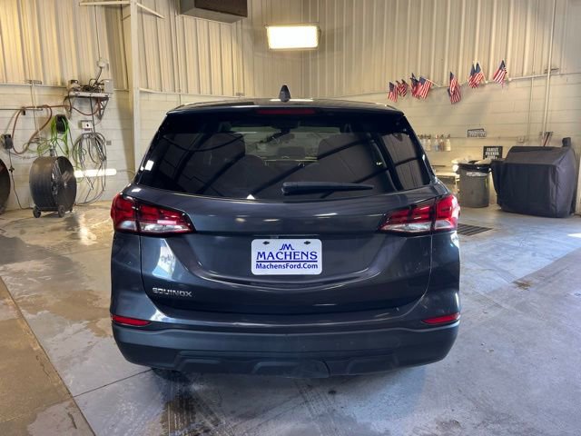 Used 2022 Chevrolet Equinox LS w/ LS Convenience Package FWD image 5