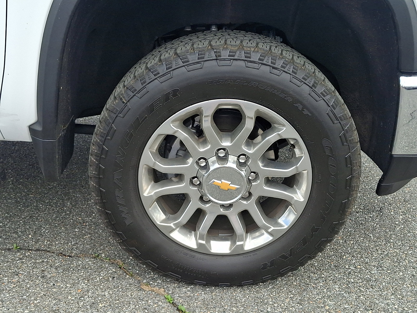 Certified 2024 Chevrolet Silverado 2500 LTZ w/ LTZ Convenience Package AWD/4WD image 8