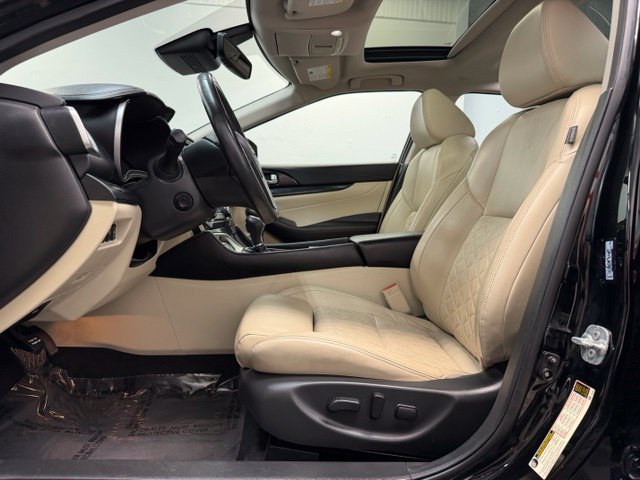 Used 2023 Nissan Maxima Platinum FWD image 13