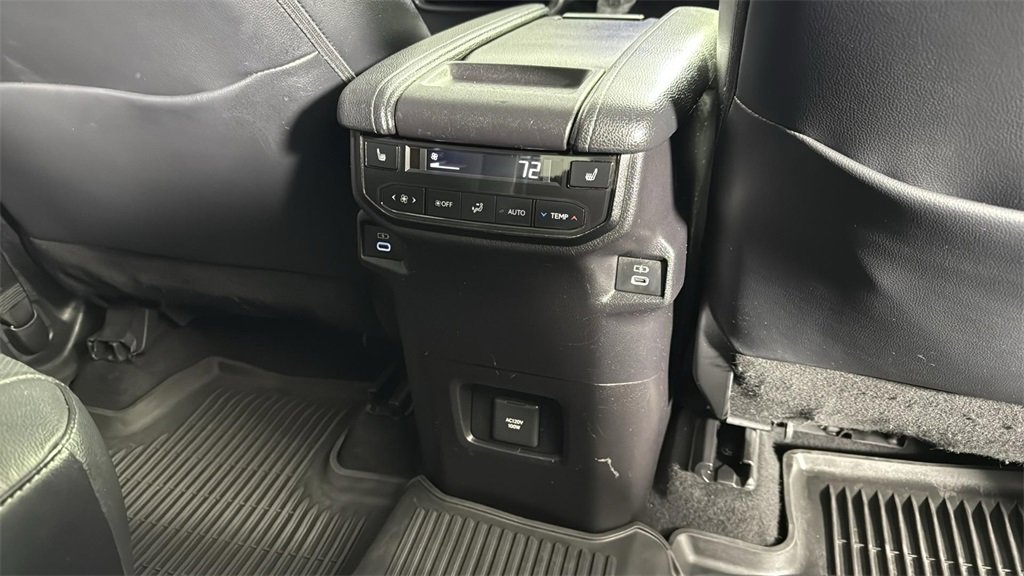 Used 2024 Toyota Grand Highlander XLE image 47