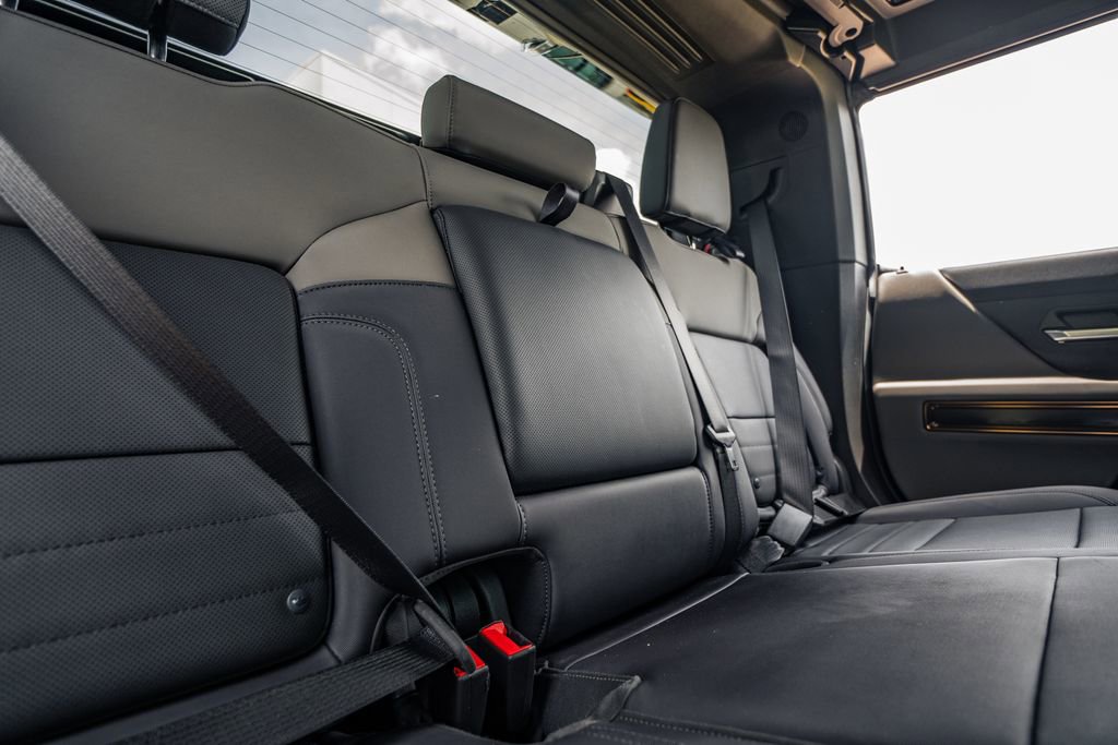 Used 2025 GMC Hummer EV 3X AWD/4WD image 42