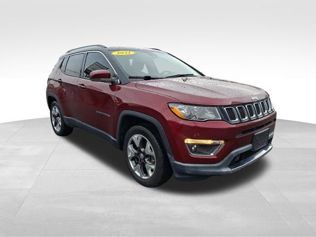 Used 2021 Jeep Compass Limited w/ Sun and Sound Group AWD/4WD image 1