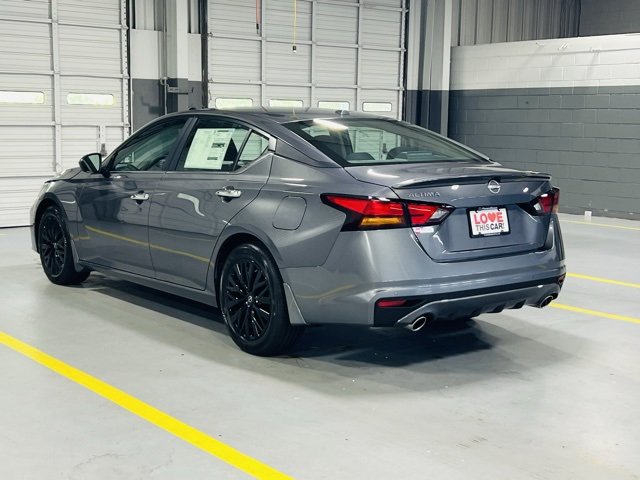 New 2025 Nissan Altima 2.5 SV w/ SV Special Edition Package image 15