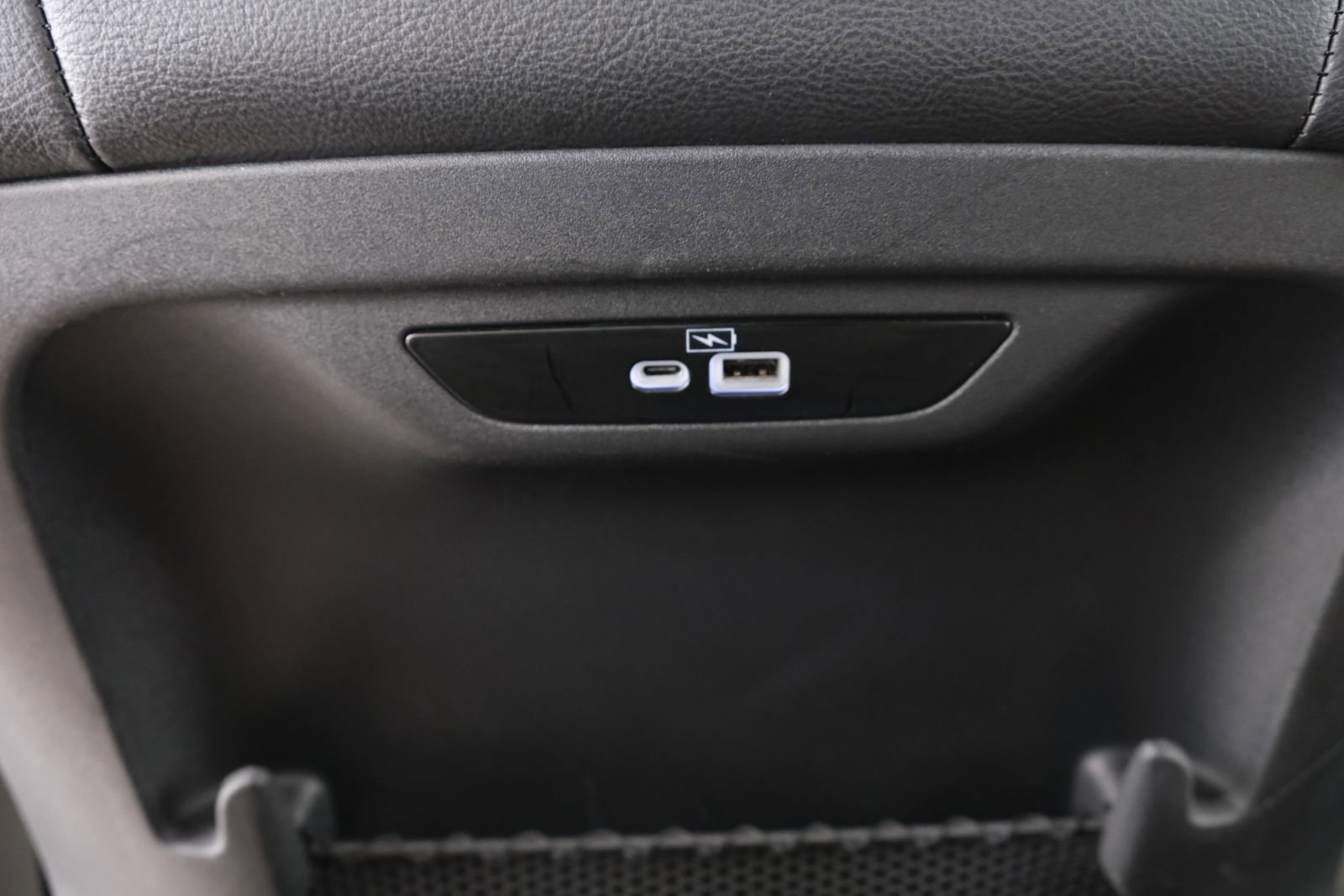 Used 2022 Chrysler Pacifica Touring-L FWD image 32