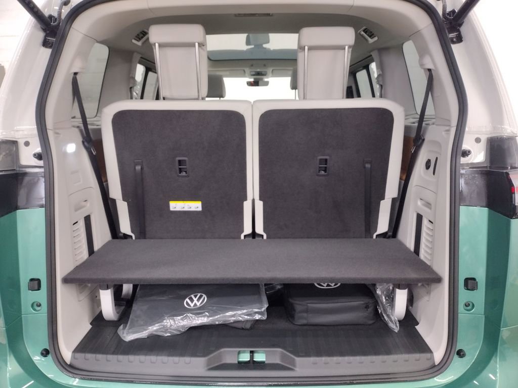 New 2025 Volkswagen ID. Buzz Pro S Plus image 18