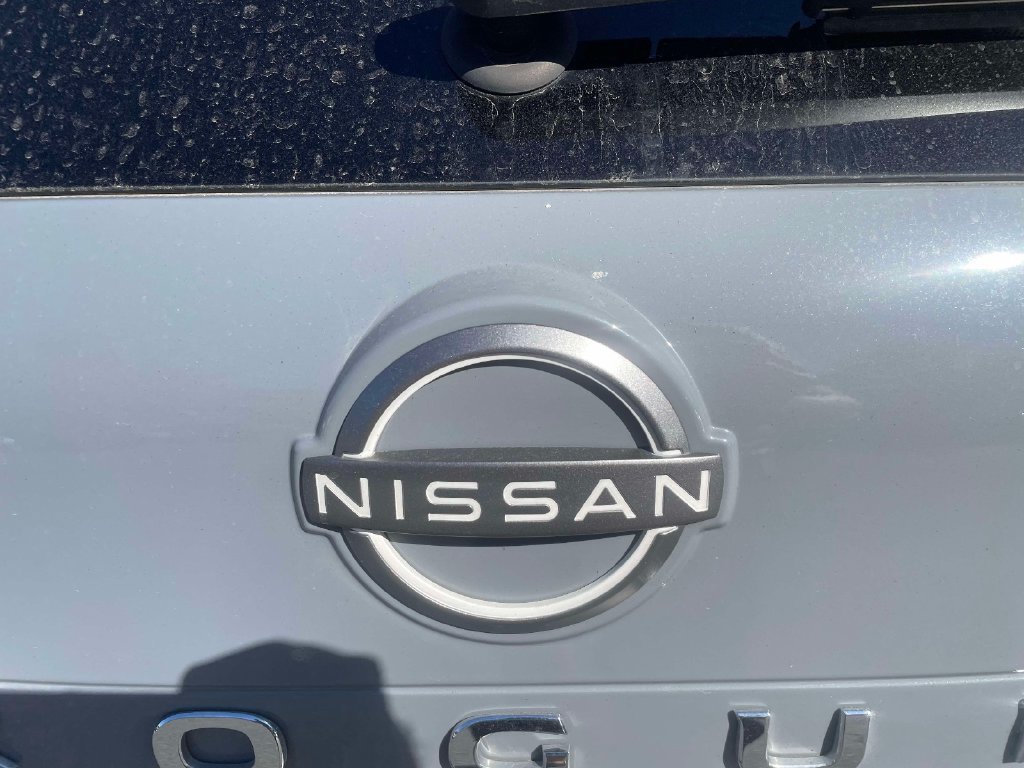 Used 2023 Nissan Rogue SL w/ SL Premium Package FWD image 14