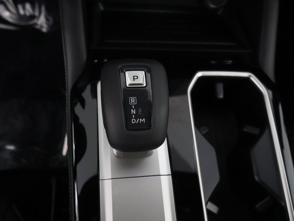 New 2026 Mitsubishi Outlander LE AWD/4WD image 45
