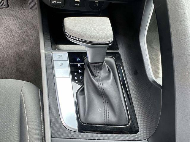 Certified 2024 Hyundai Elantra SEL FWD image 24