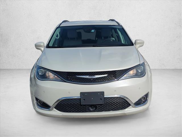 Used 2019 Chrysler Pacifica Touring-L Plus w/ Advanced Safetytec Group FWD image 2