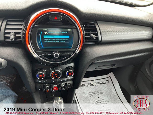 Used 2019 MINI Cooper 2-Door Hardtop w/ Storage Package image 14
