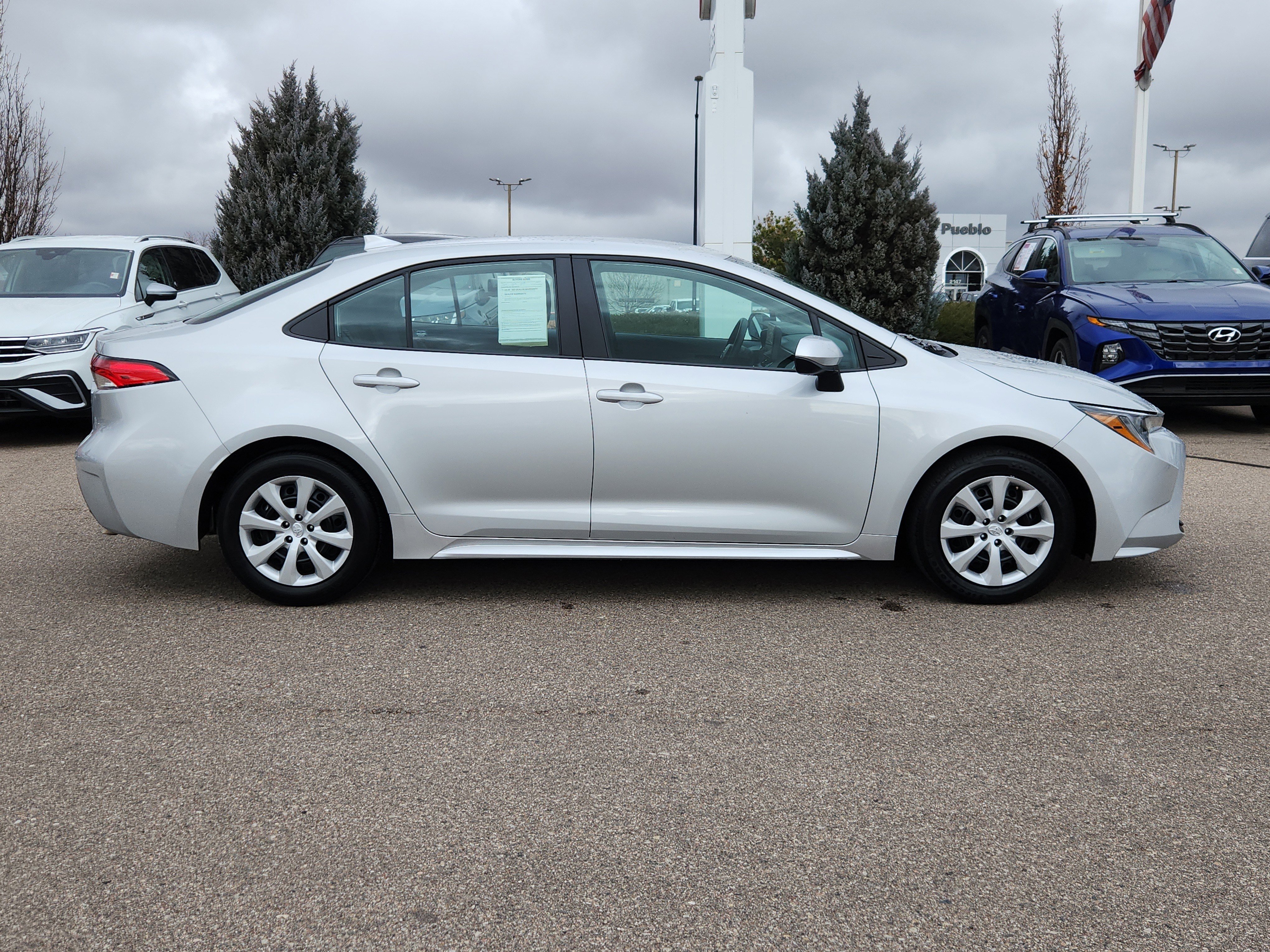 Used 2024 Toyota Corolla LE image 2