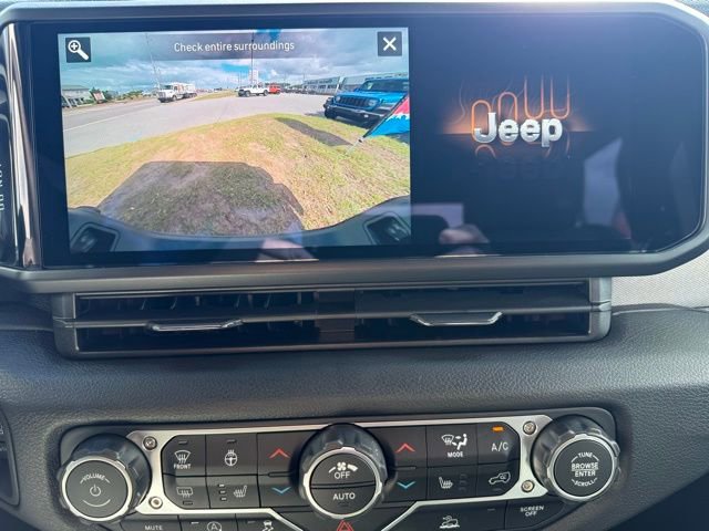 New 2025 Jeep Gladiator Sport image 24