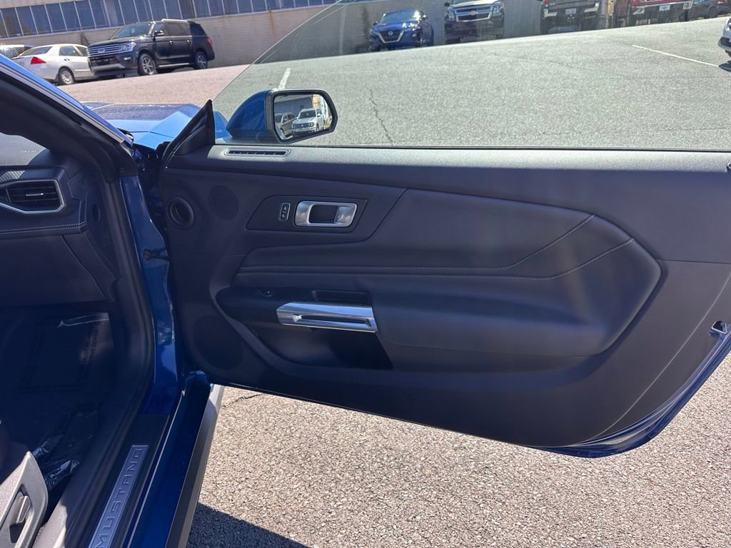 Used 2024 Ford Mustang GT Premium image 17
