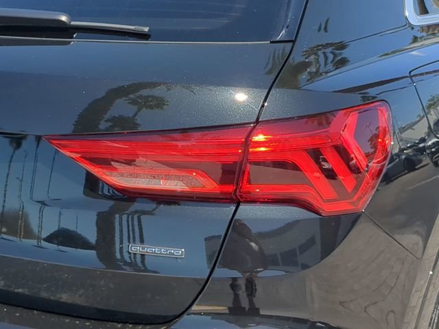 Used 2023 Audi Q3 2.0T Premium w/ Convenience Package image 8