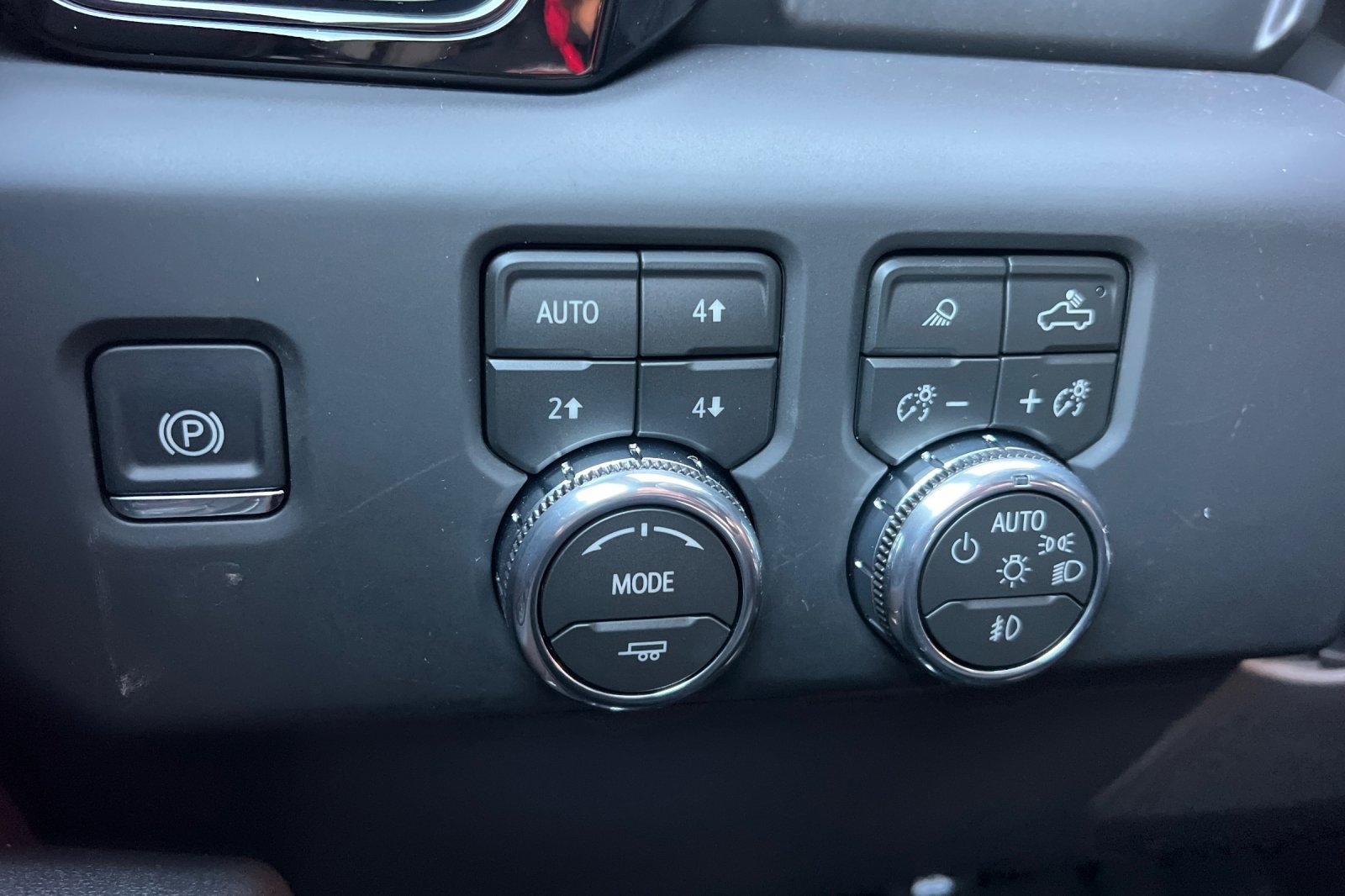 New 2026 GMC Sierra 1500 AT4 w/ AT4 Premium Package image 24