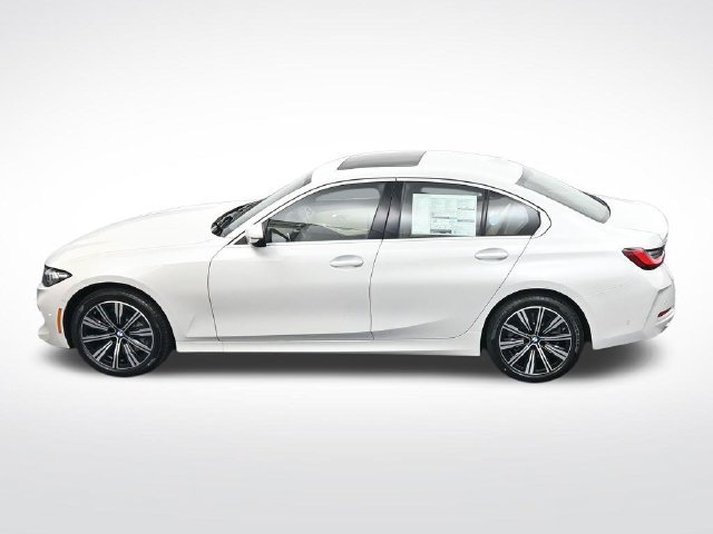 New 2026 BMW 330i xDrive Sedan w/ Premium Package AWD/4WD image 27