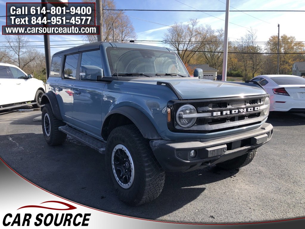 Used 2022 Ford Bronco Outer Banks w/ Sasquatch Package image 3