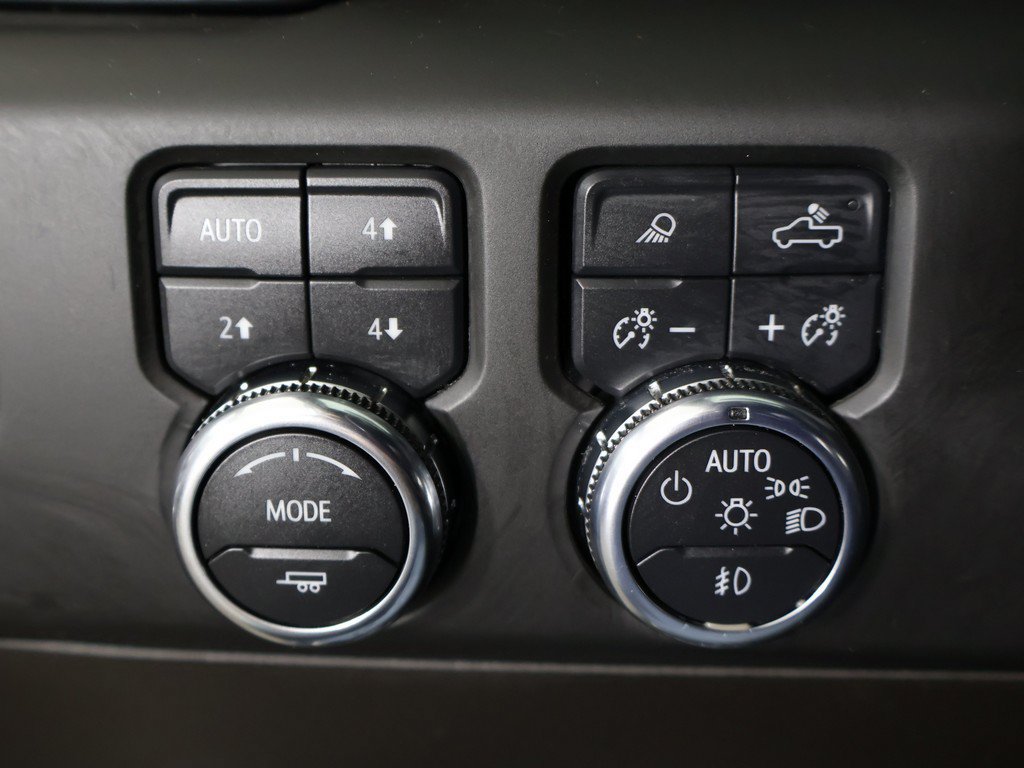 Used 2023 GMC Sierra 1500 AT4 w/ Technology Package AWD/4WD image 57