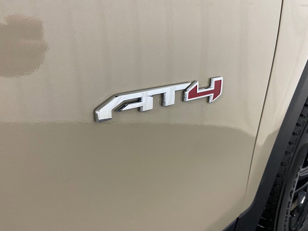 Used 2022 GMC Terrain AT4 w/ LPO, Floor Liner Package AWD/4WD image 5