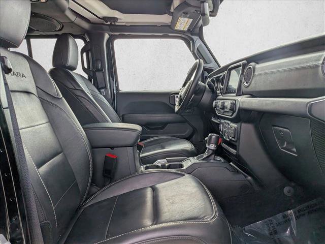 Used 2022 Jeep Wrangler Unlimited Sahara w/ Cold Weather Group image 21