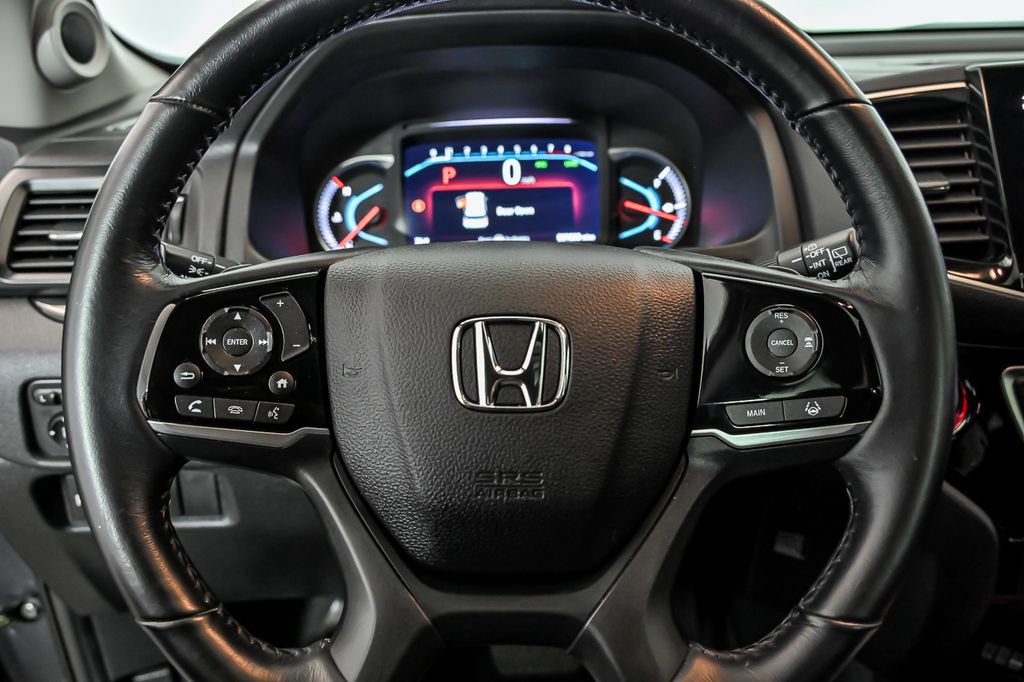 Used 2020 Honda Pilot Touring image 21