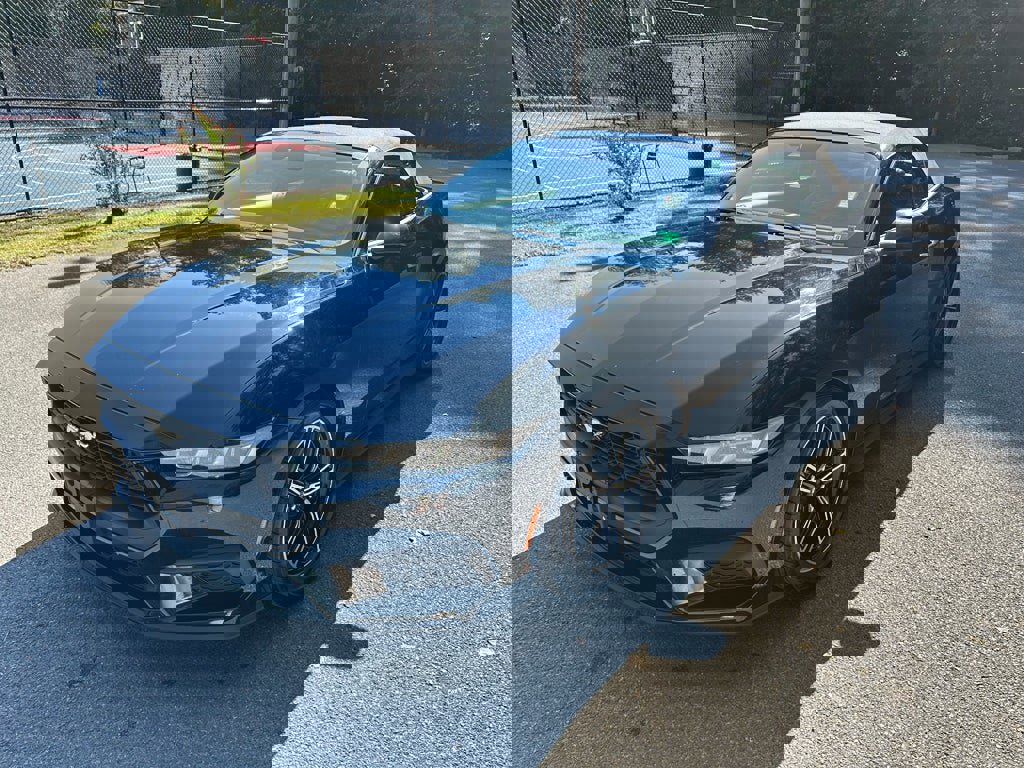 Used 2024 Ford Mustang Premium image 8