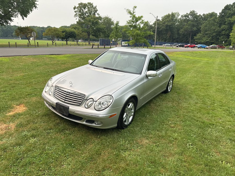 Used 2004 Mercedes-Benz E 320 4MATIC Sedan image 4