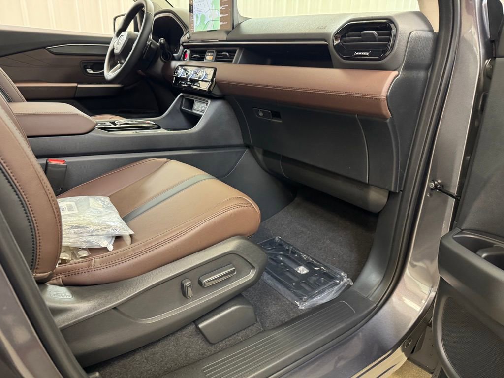 New 2026 Honda Pilot Touring image 28