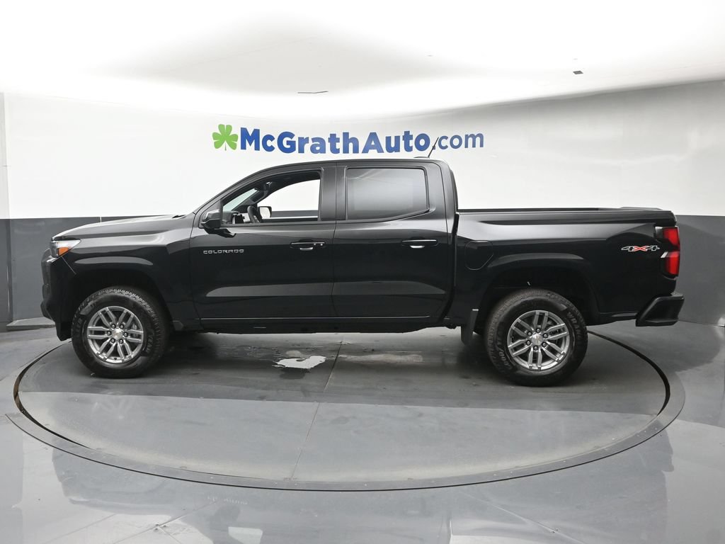 New 2026 Chevrolet Colorado LT w/ LT Convenience Package AWD/4WD image 23