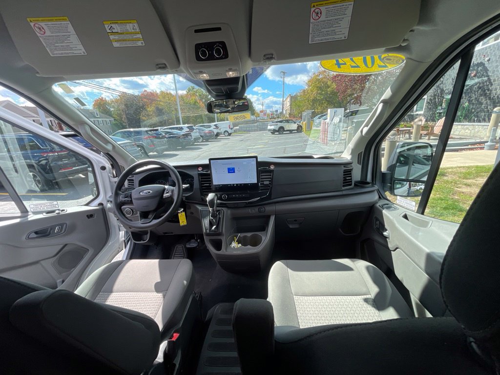 Used 2024 Ford Transit 350 XLT RWD image 14