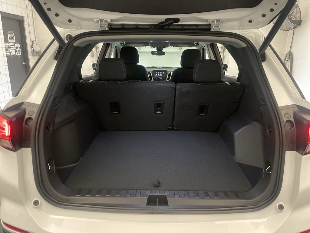 Used 2024 Chevrolet Equinox LT FWD image 17