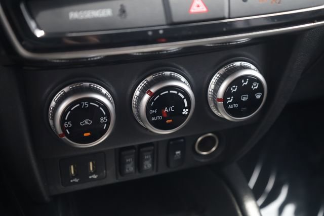Used 2021 Mitsubishi Outlander Sport SE FWD image 17