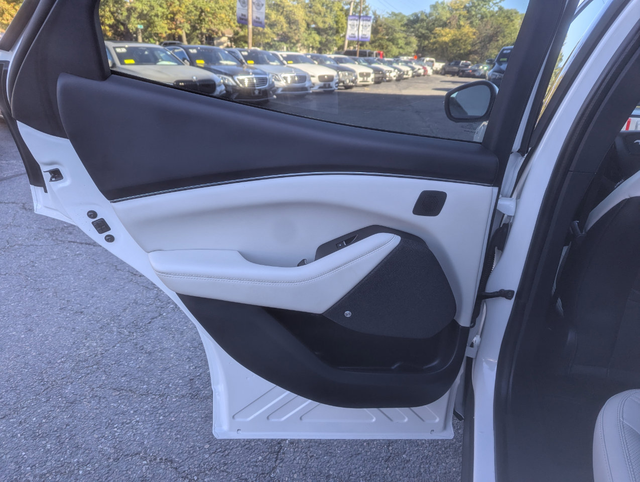 Used 2022 Ford Mustang Mach-E Premium w/ Ice White Appearance Package image 38