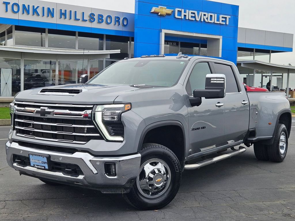 Used 2024 Chevrolet Silverado 3500 LTZ w/ LTZ Plus Package image 2