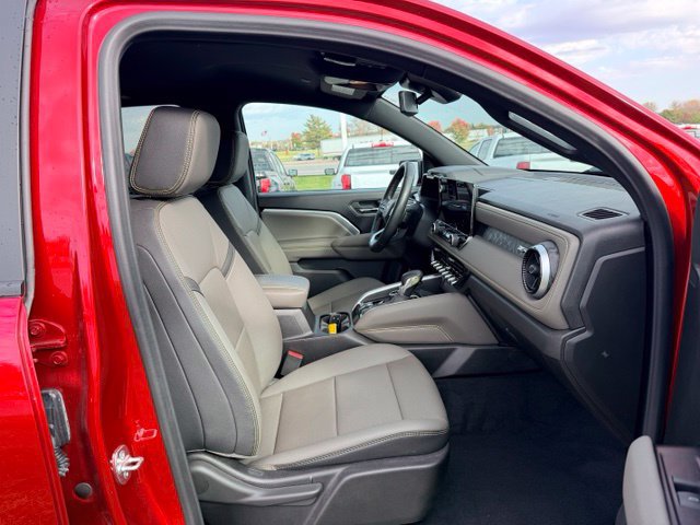 Certified 2025 Chevrolet Colorado ZR2 AWD/4WD image 11