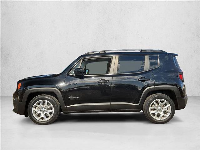 Used 2017 Jeep Renegade Latitude FWD image 9