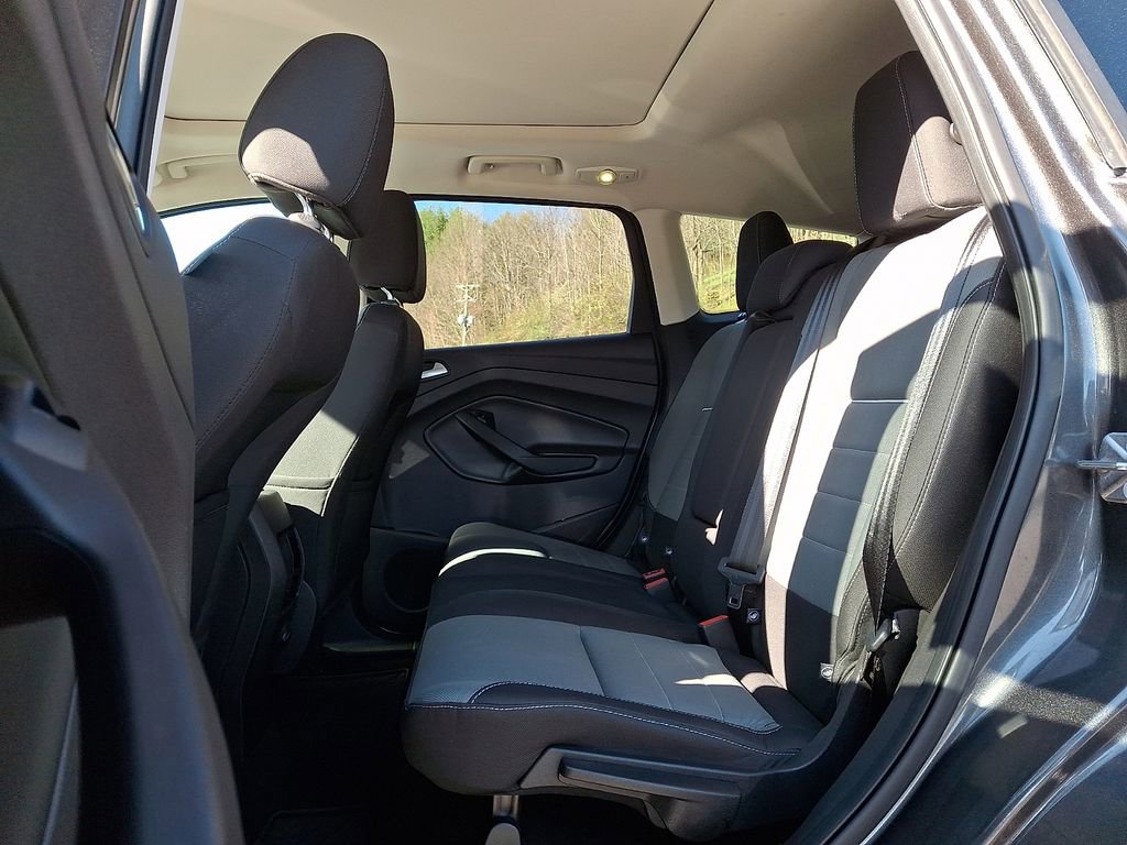 Used 2015 Ford Escape SE image 10