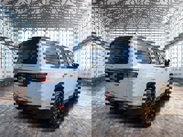 New 2026 Jeep Grand Wagoneer Summit image 4