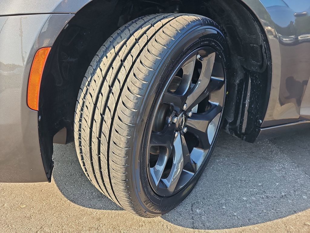 Used 2023 Chrysler 300 S RWD image 36