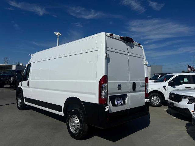 Used 2024 RAM ProMaster 2500 w/ Safety Group image 3