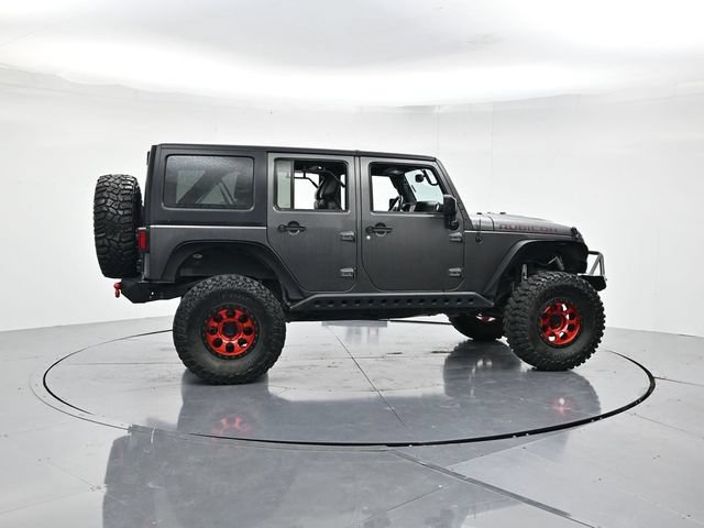 Used 2017 Jeep Wrangler Unlimited Rubicon AWD/4WD image 2