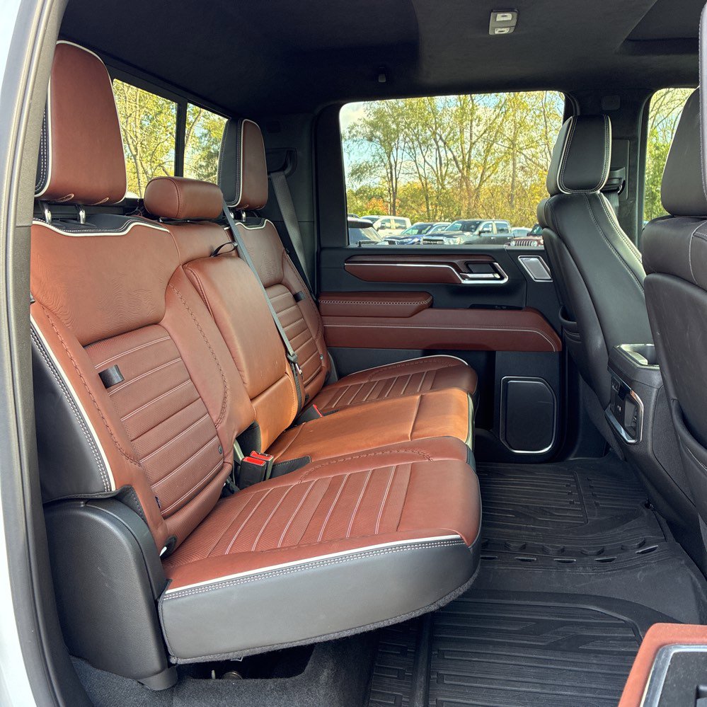 Used 2024 GMC Sierra 2500 Denali Ultimate image 17