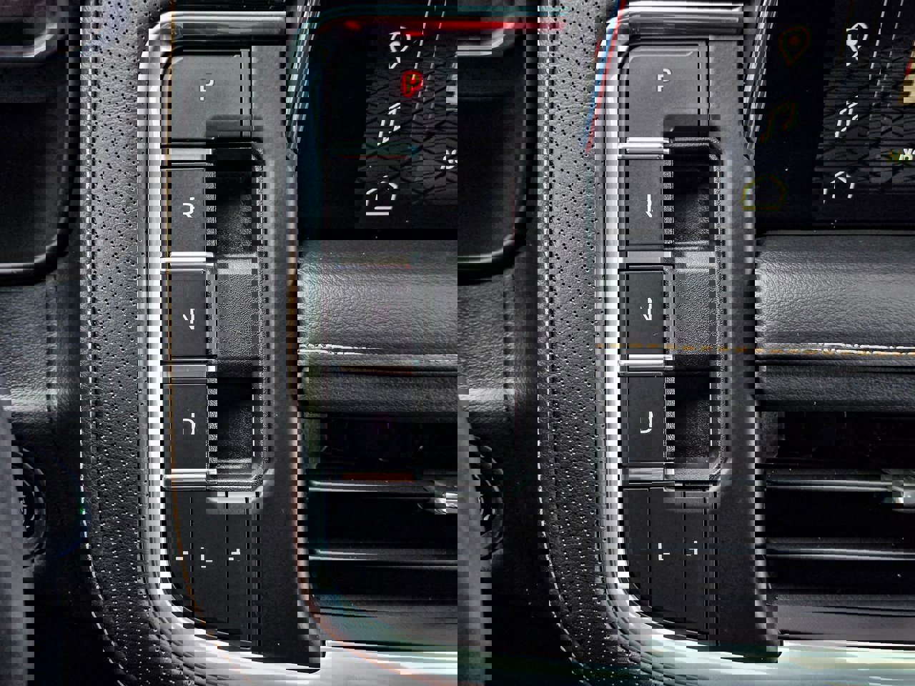 Used 2022 GMC Yukon AT4 w/ Max Trailering Package image 19